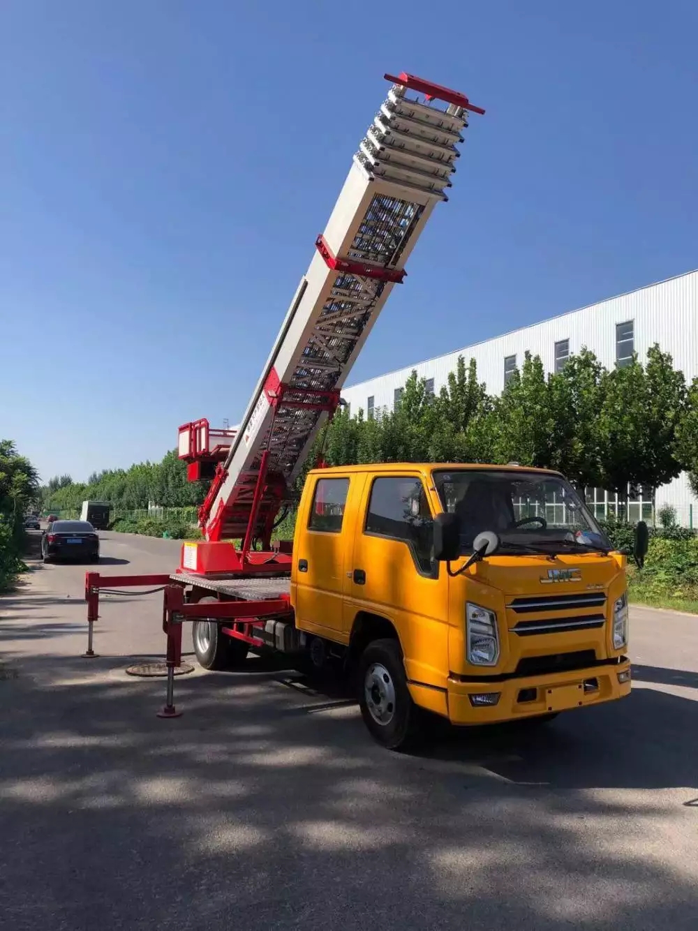 邯郸丛台附近的云梯车出租服务：轻松解决高空作业需求