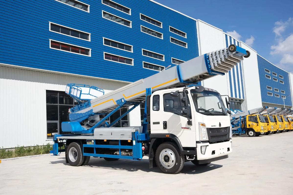 邯郸丛台出租云梯车高空作业车 建筑垃圾搬运